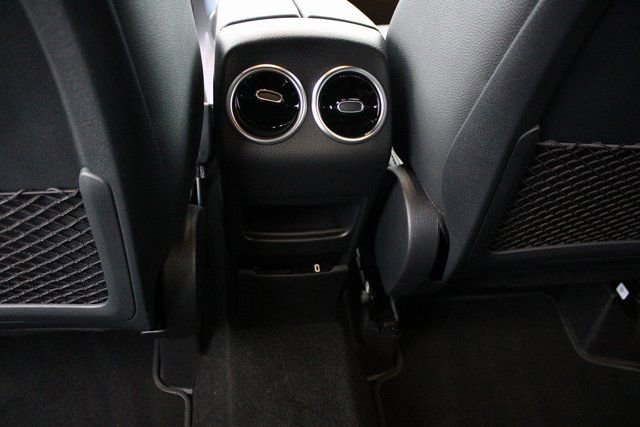 New 2025 Mercedes-Benz GLA 250 4MATIC image 32