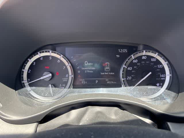 Used 2022 Toyota Highlander XSE FWD image 13