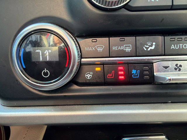 Used 2024 Ford Expedition Limited AWD/4WD image 43