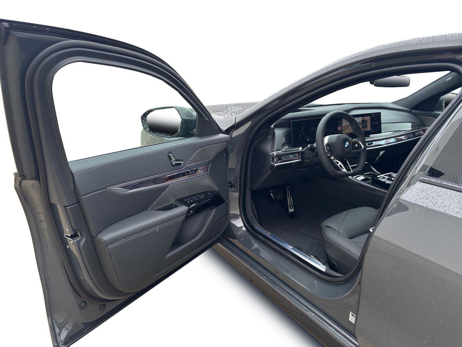 New 2026 BMW 740i xDrive AWD/4WD image 19
