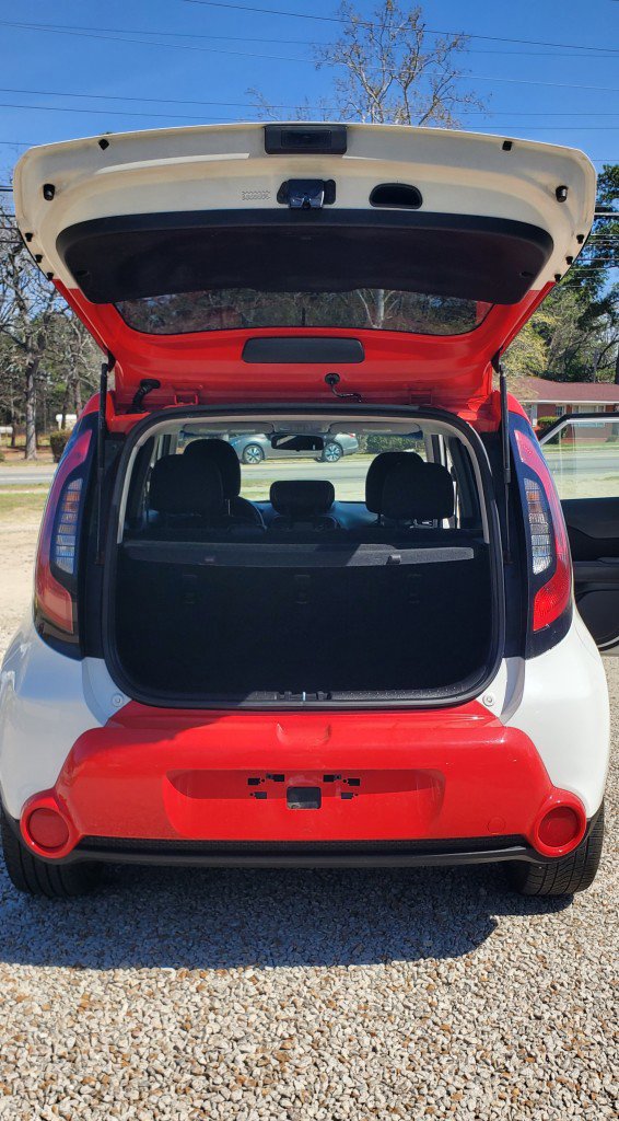 Used 2016 Kia Soul + w/ Designer's Package image 16