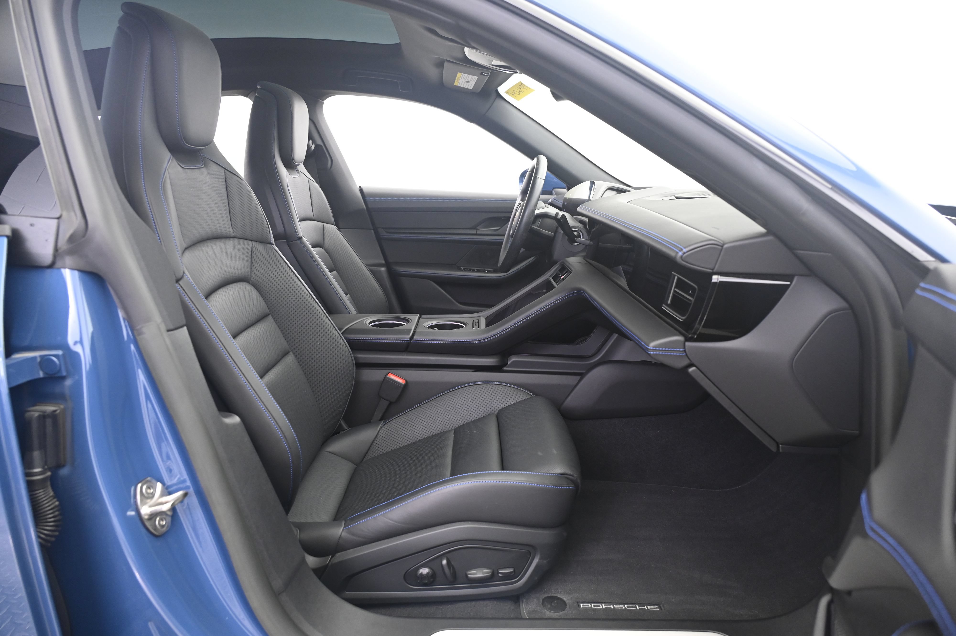 Certified 2023 Porsche Taycan 4S AWD/4WD image 24