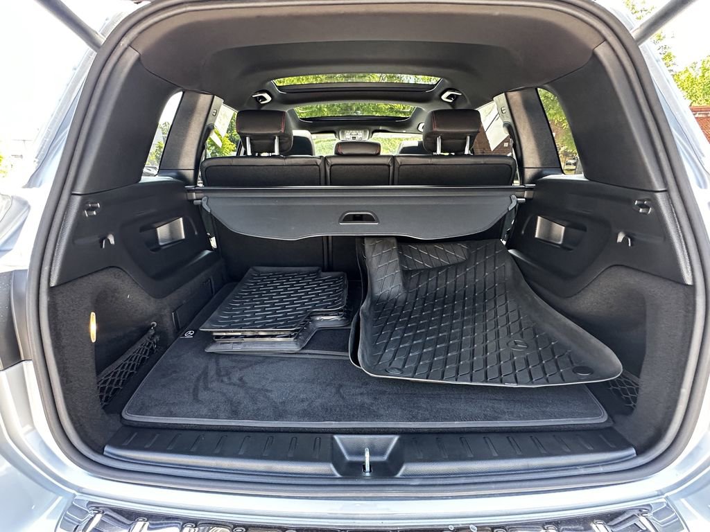 Used 2025 Mercedes-Benz GLB 250 image 21