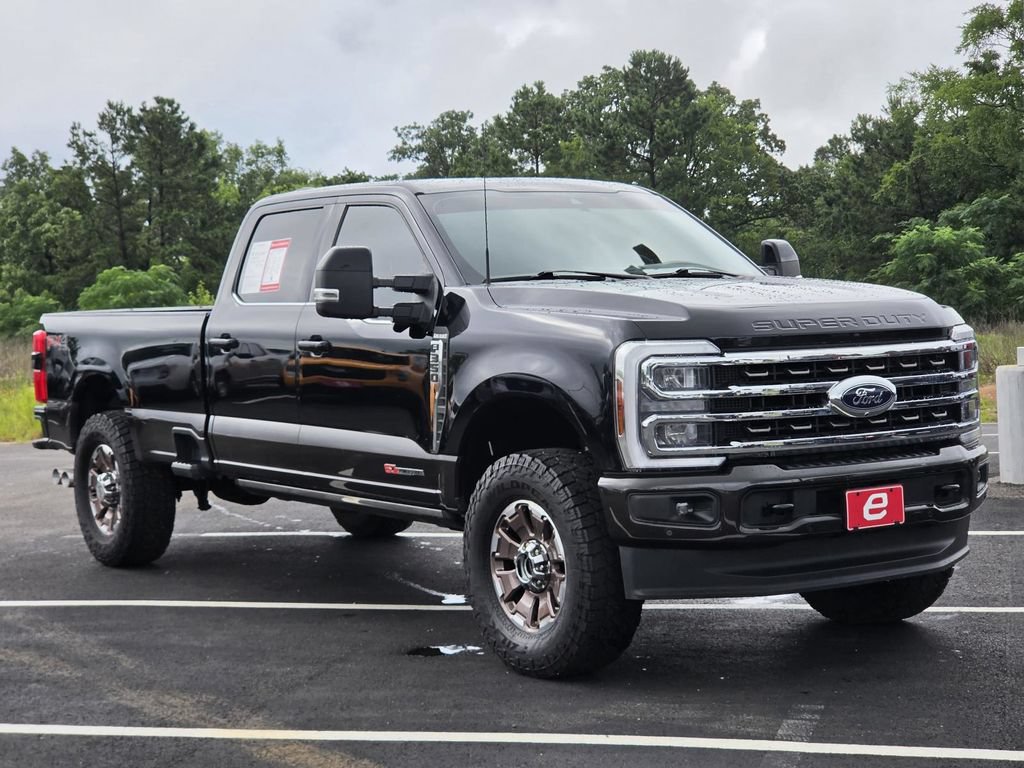 Used 2024 Ford F350 King Ranch w/ FX4 Off-Road Package AWD/4WD image 15