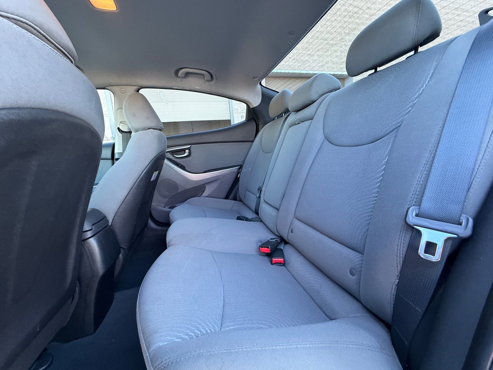 Used 2015 Hyundai Elantra SE w/ Option Group 02 image 17