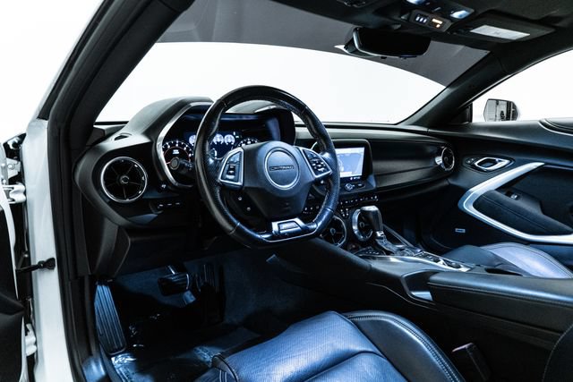 Used 2019 Chevrolet Camaro SS RWD image 23