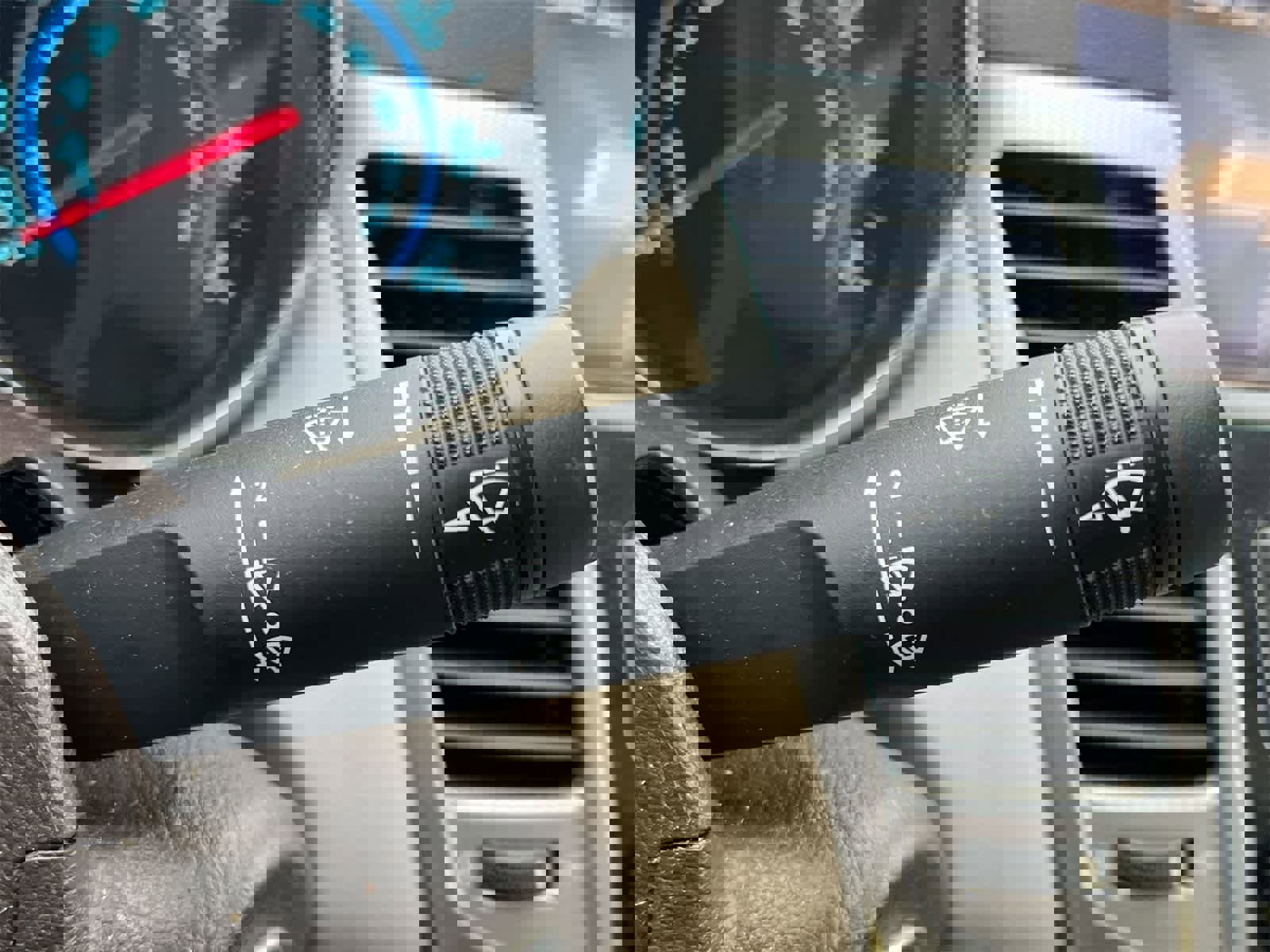 Used 2011 Chevrolet Cruze LTZ image 25