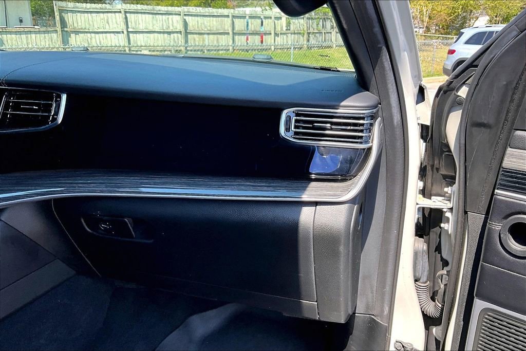 Used 2022 Jeep Wagoneer Series III image 23