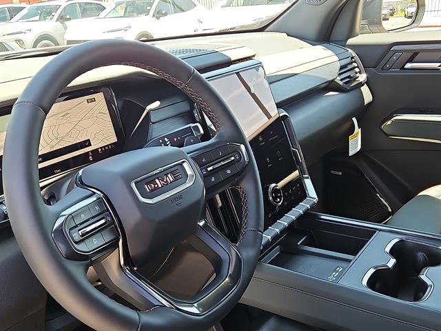 Used 2026 GMC Acadia AT4 w/ Luxury Package AWD/4WD image 12