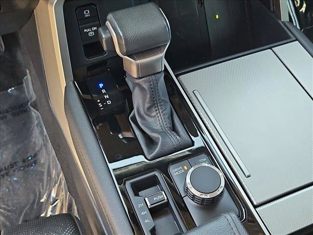 Used 2024 Toyota Sequoia Limited AWD/4WD image 18