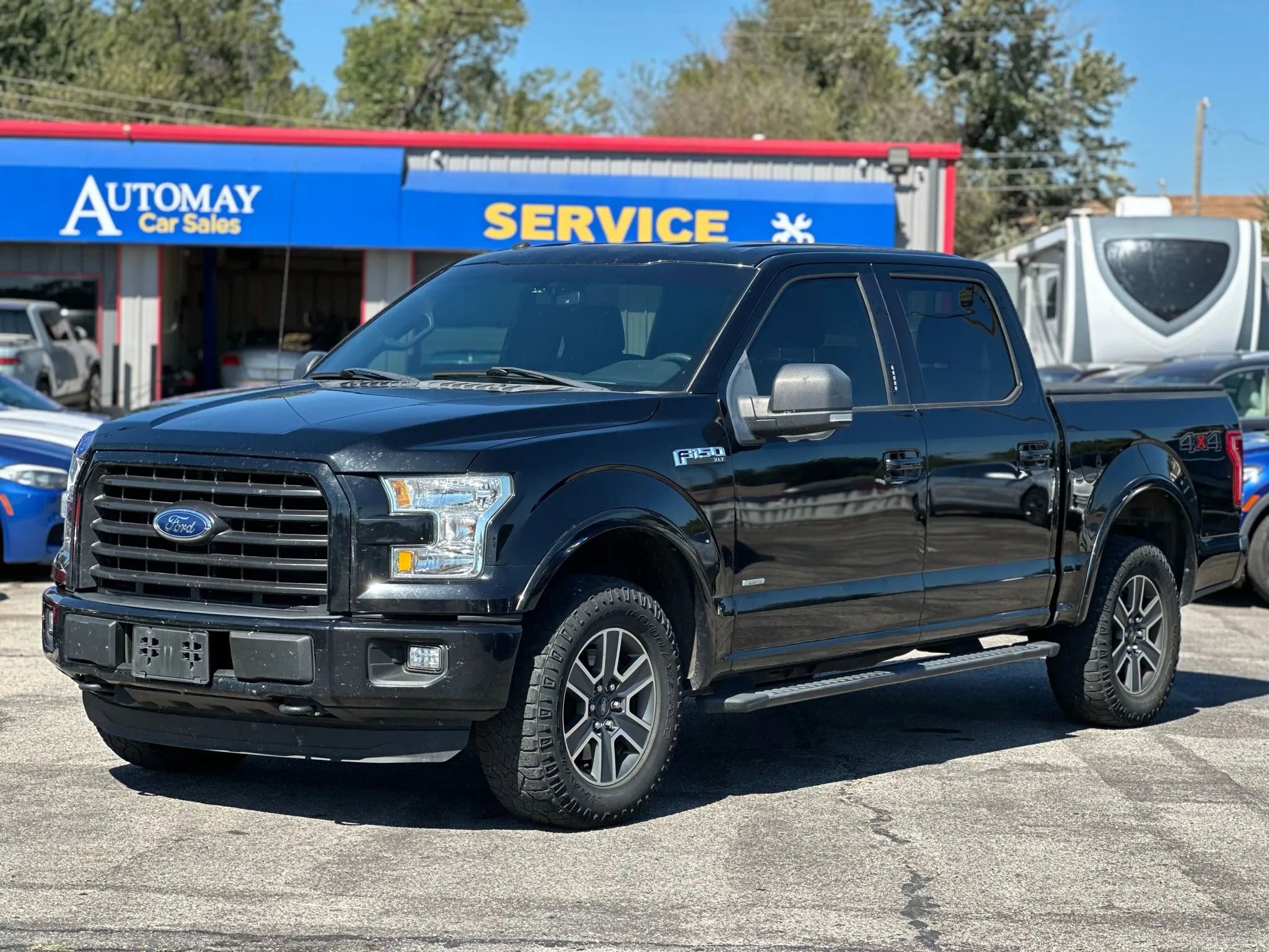 Used 2016 Ford F150 XLT w/ Equipment Group 301A Mid