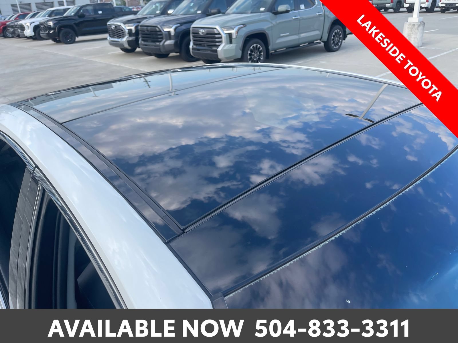 Used 2018 Toyota Camry XSE FWD image 9