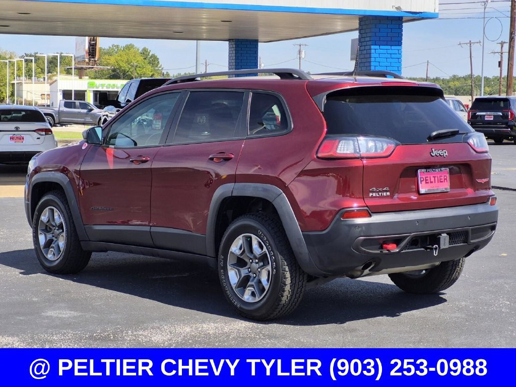 Used 2019 Jeep Cherokee Trailhawk w/ Cold Weather Group AWD/4WD image 4
