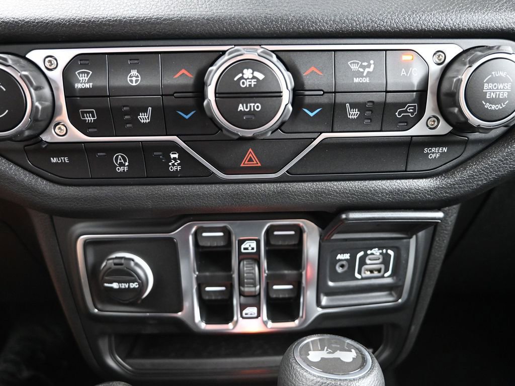 New 2025 Jeep Wrangler Sport S image 24