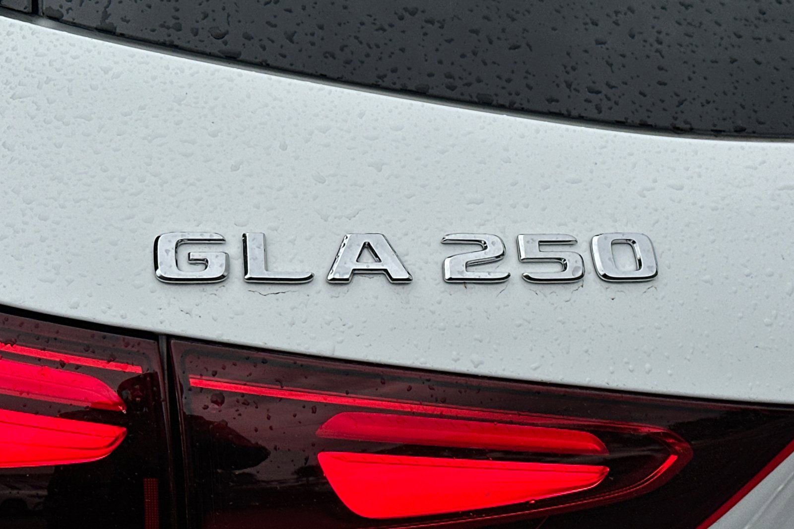 New 2025 Mercedes-Benz GLA 250 image 35