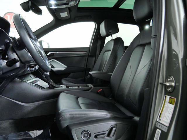 Used 2023 Audi Q3 2.0T Premium Plus w/ Premium Plus Package image 17