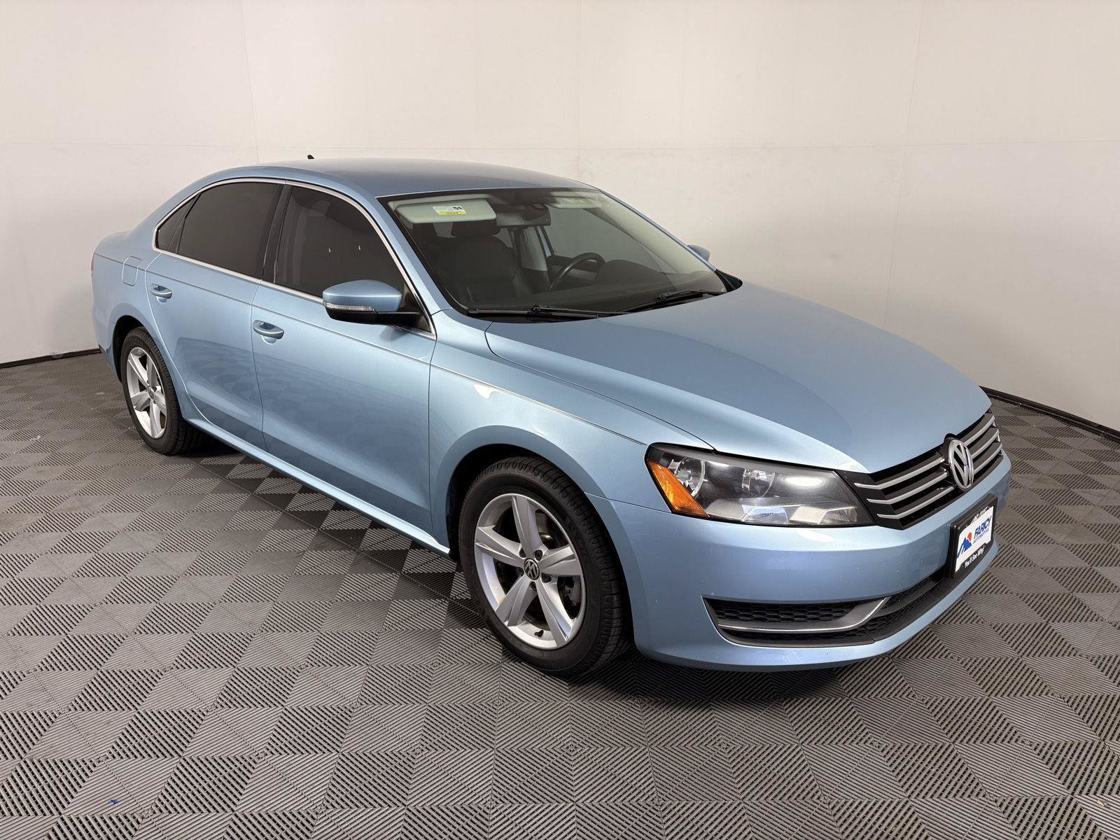 Used 2013 Volkswagen Passat 2.5 SE FWD image 10