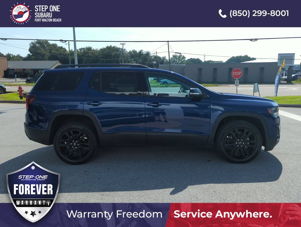 Used 2023 GMC Acadia SLT w/ Elevation Edition FWD image 8
