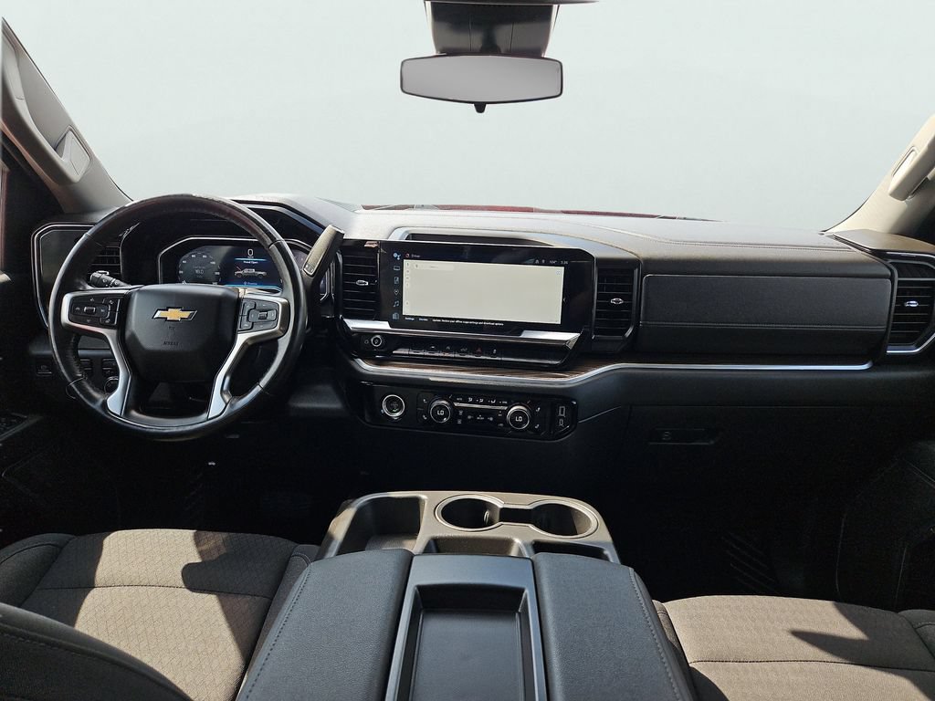 Certified 2022 Chevrolet Silverado 1500 LT AWD/4WD image 11
