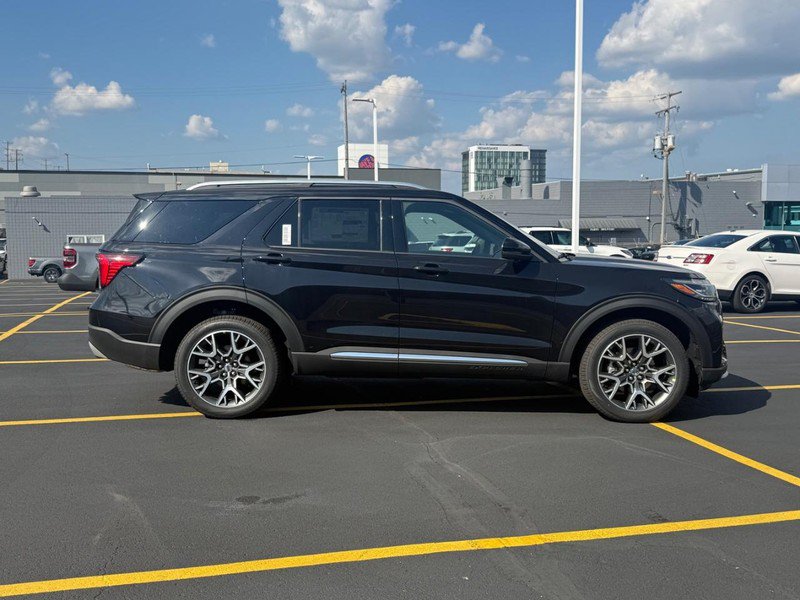 New 2027 Ford Explorer Platinum AWD/4WD image 2