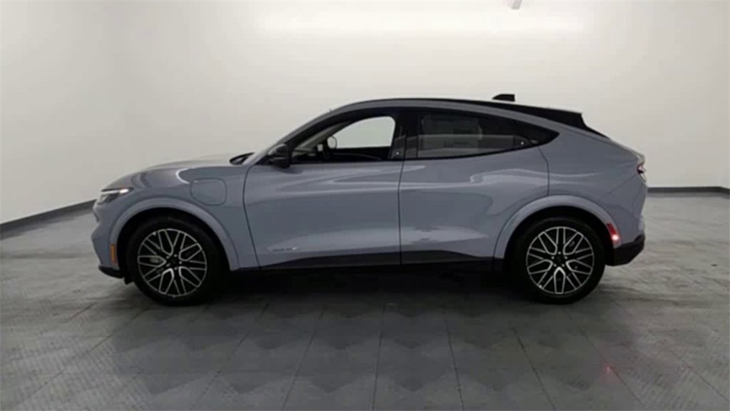 New 2025 Ford Mustang Mach-E Premium image 5