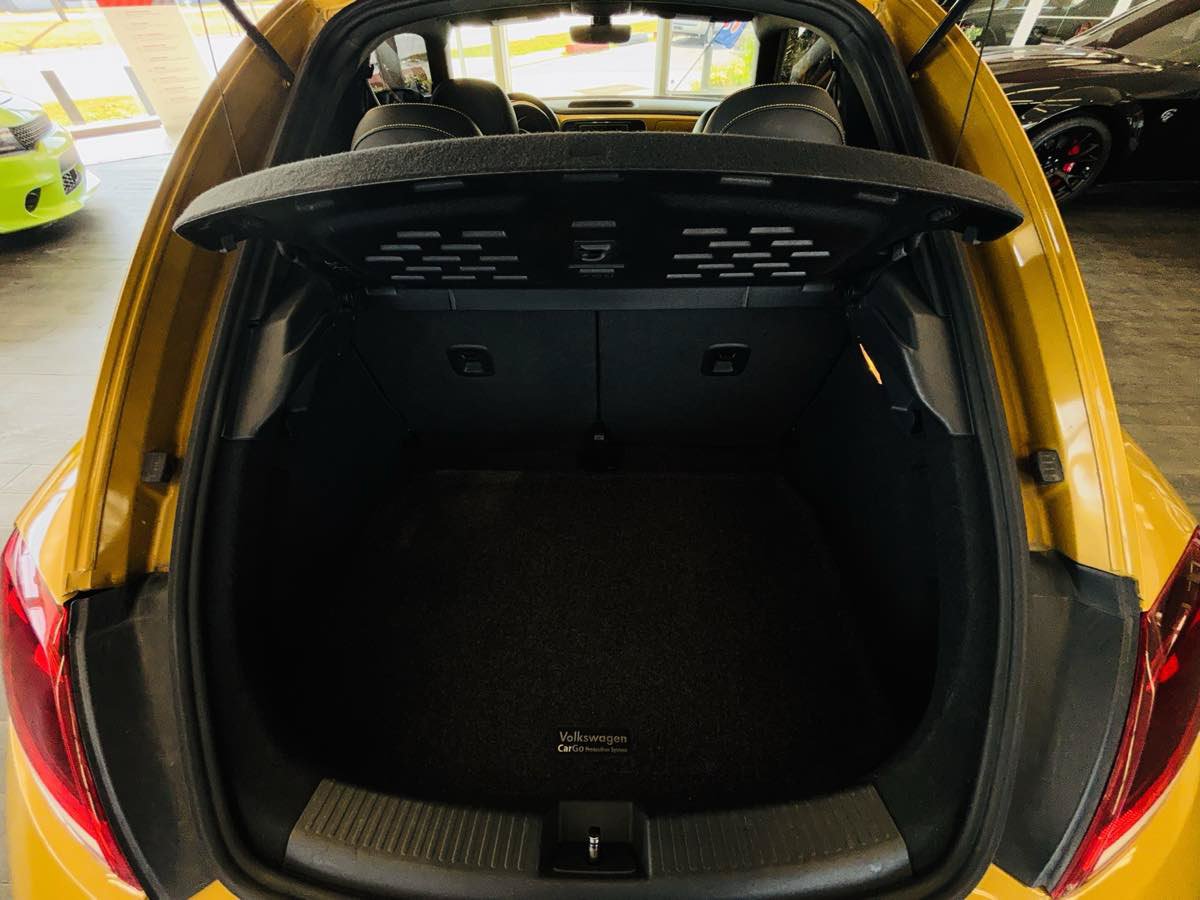 Used 2017 Volkswagen Beetle 1.8T Dune FWD image 10