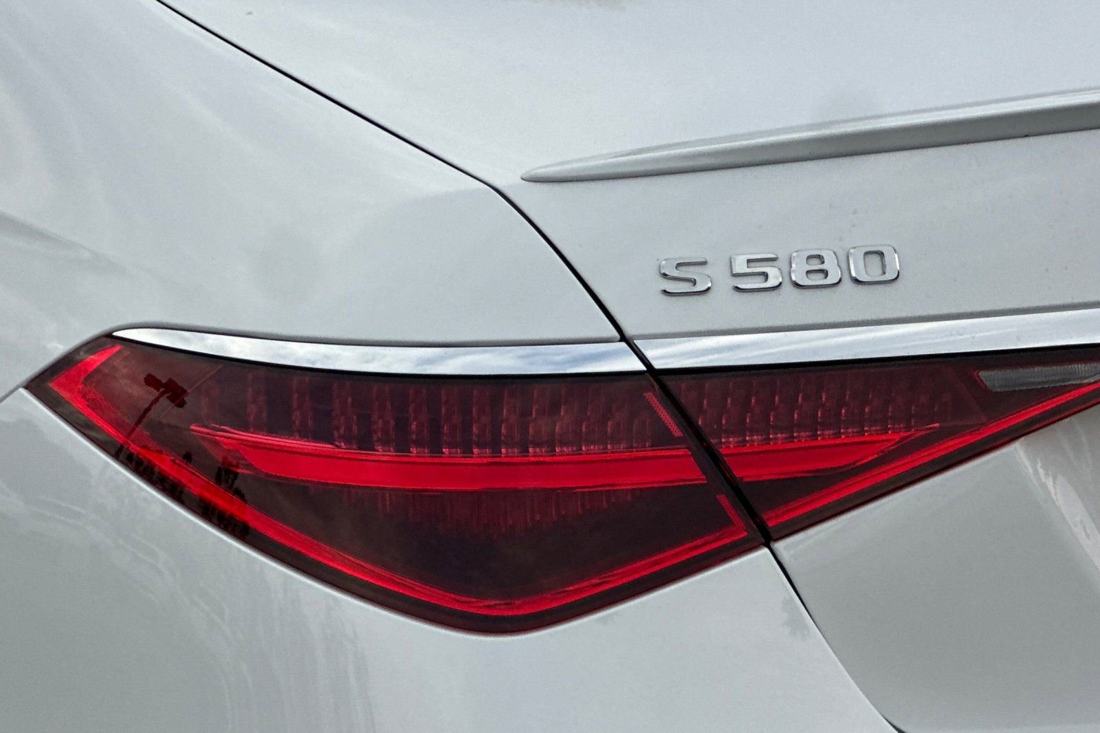 New 2026 Mercedes-Benz S 580 4MATIC Sedan image 15
