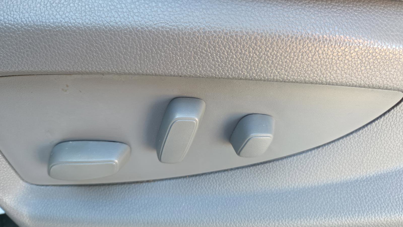 Used 2018 GMC Sierra 1500 SLT w/ SLT Premium Package image 27