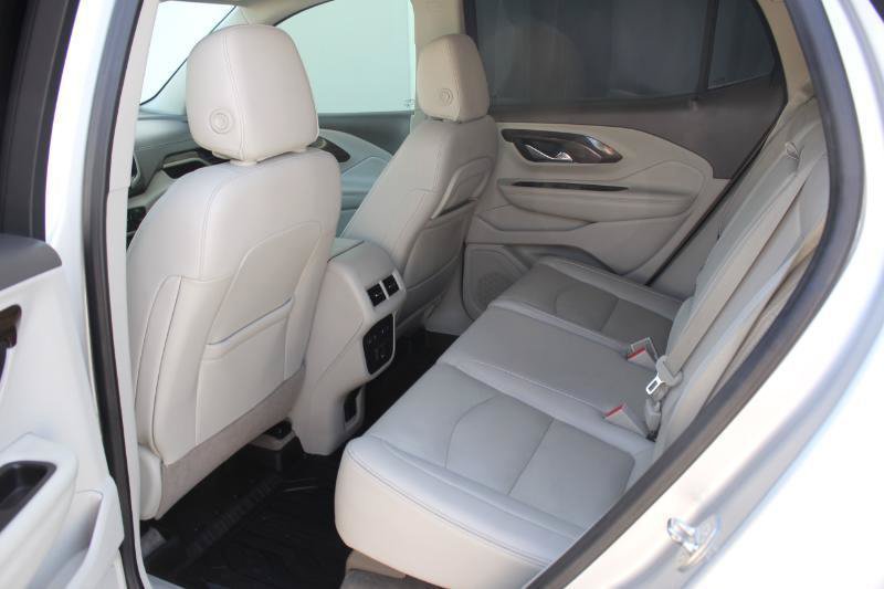 Used 2020 GMC Terrain Denali w/ Denali Premium Package AWD/4WD image 15