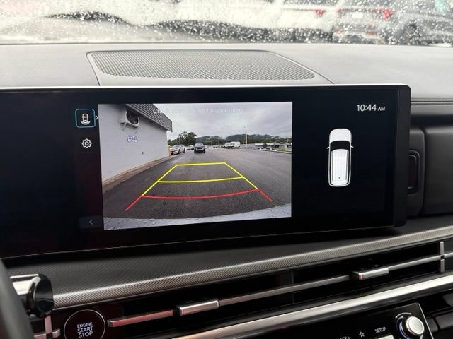 Used 2025 Hyundai Santa Fe SEL FWD image 5