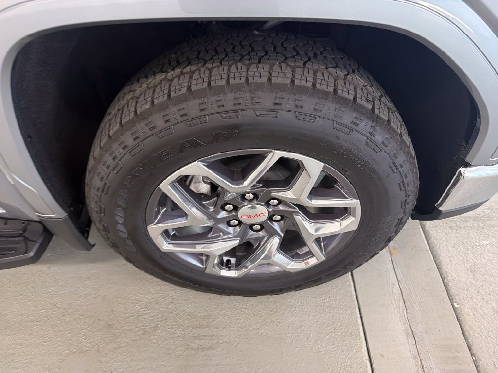 New 2026 GMC Sierra 1500 SLT w/ SLT Premium Package AWD/4WD image 4