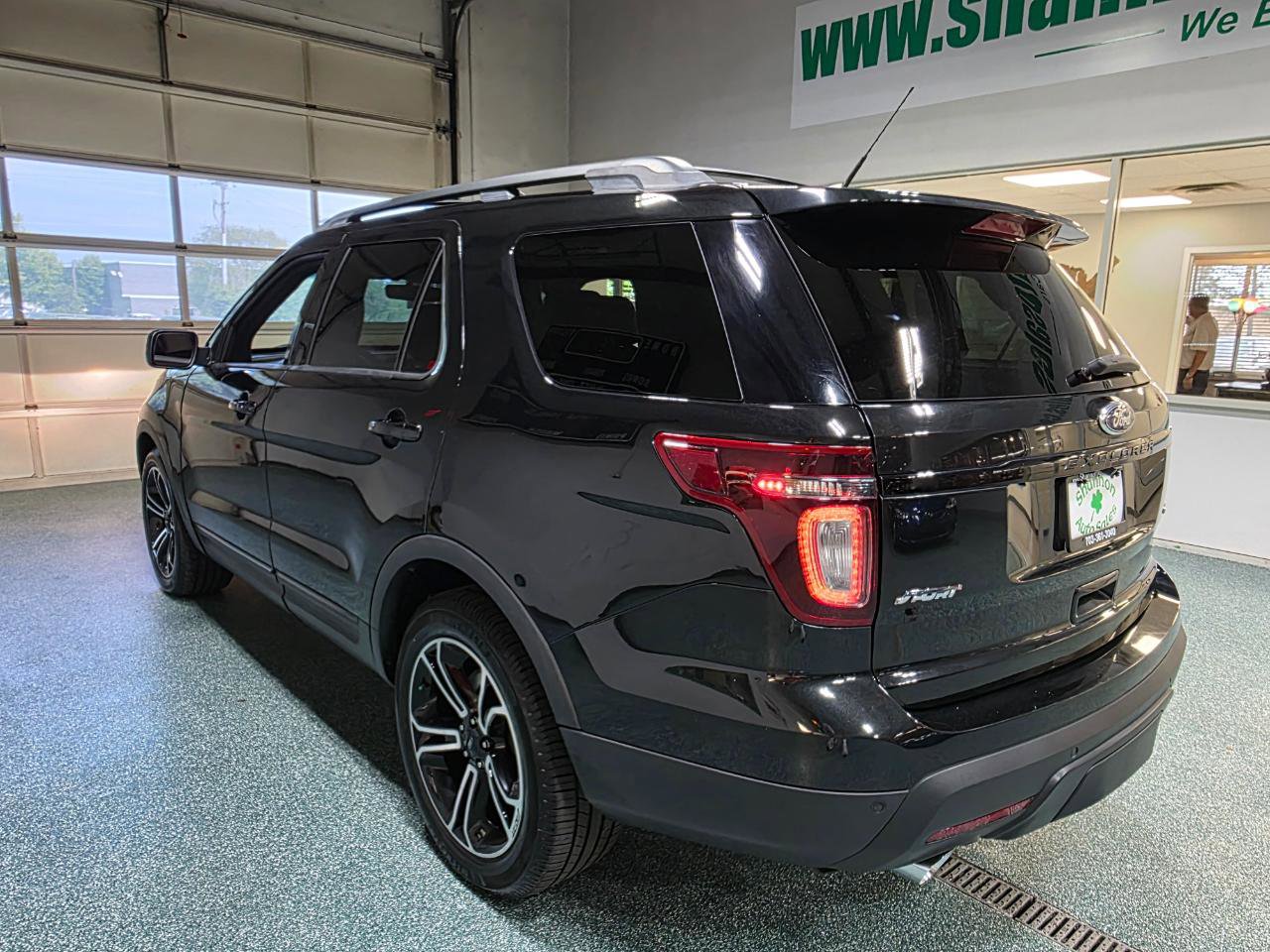Used 2015 Ford Explorer Sport w/ Equipment Group 401A AWD/4WD image 9