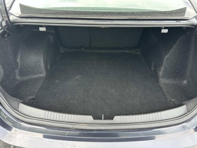 Used 2023 Chevrolet Malibu LT FWD image 9