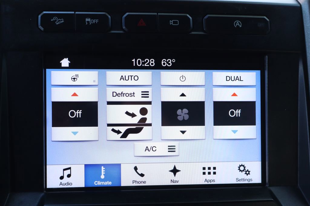 Used 2018 Ford F150 Raptor w/ Equipment Group 802A Luxury image 34