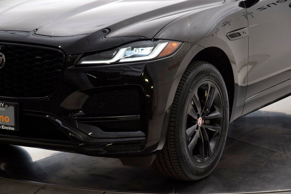 Used 2021 Jaguar F-PACE S image 11