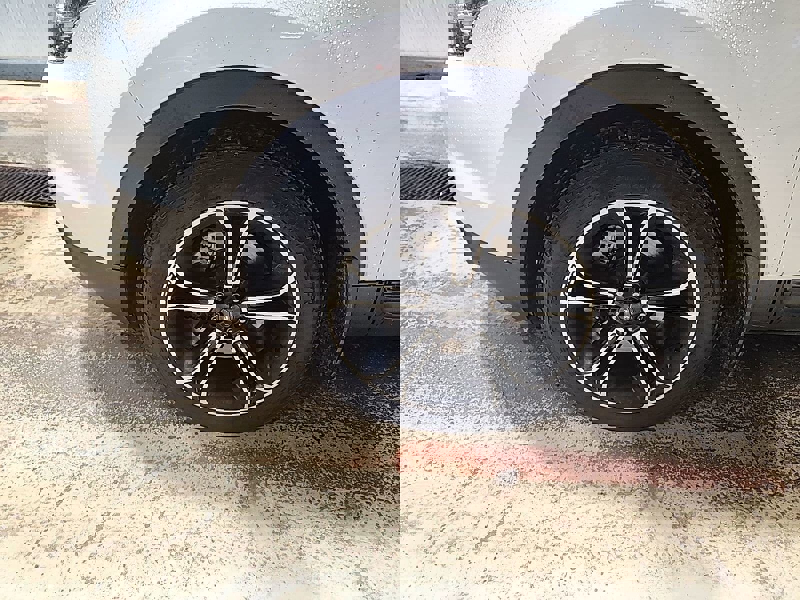 Used 2014 Ford Explorer Sport AWD/4WD image 12