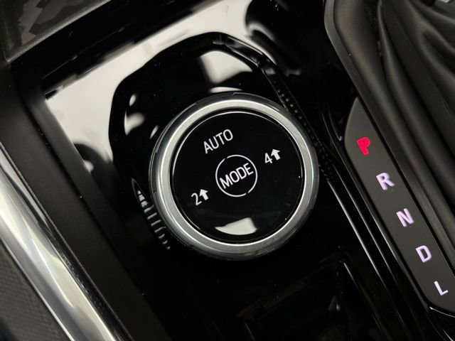 New 2026 GMC Canyon Elevation w/ Convenience Package image 29