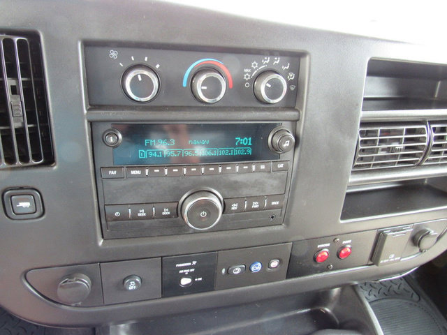 Used 2015 Chevrolet Express 2500 RWD image 36