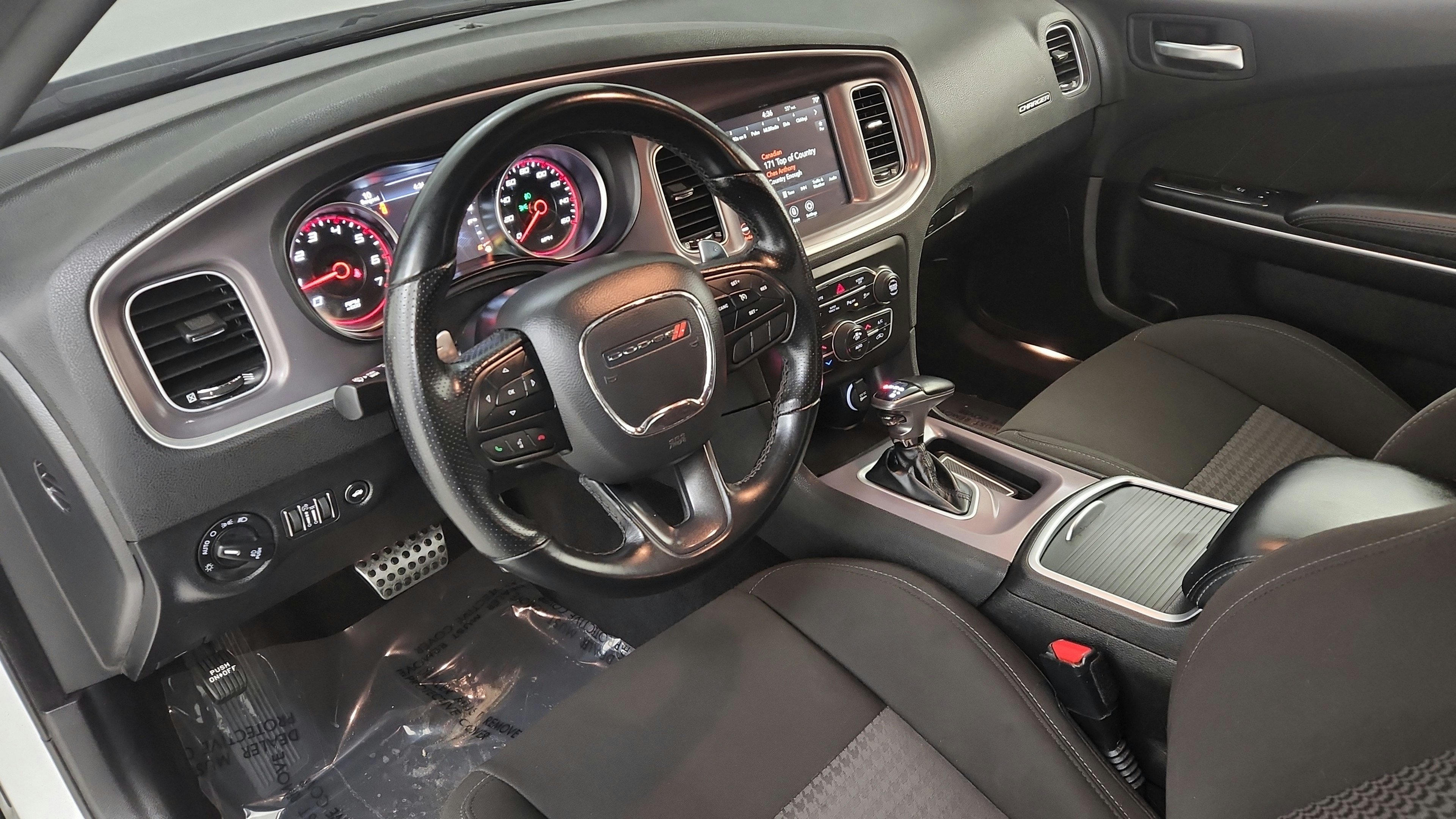 Used 2022 Dodge Charger R/T RWD image 16
