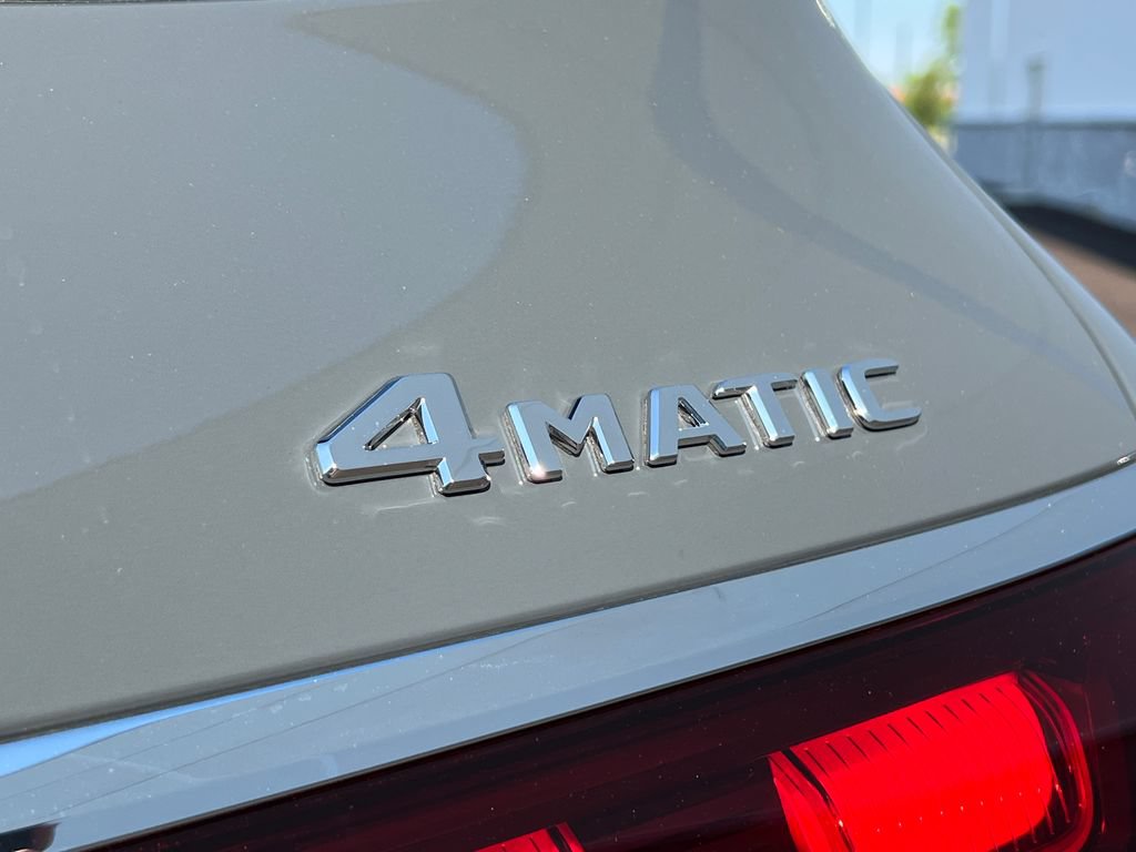 New 2026 Mercedes-Benz GLS 450 4MATIC image 33