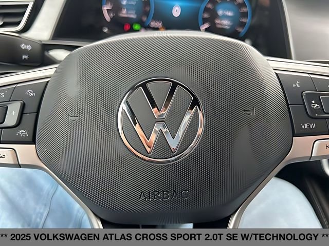 Used 2025 Volkswagen Atlas Cross Sport SE image 20