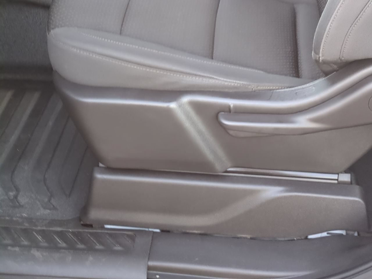 Used 2025 Chevrolet Silverado 1500 W/T RWD image 30