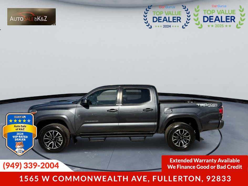 Used 2023 Toyota Tacoma TRD Sport w/ Advanced Technology Package image 2