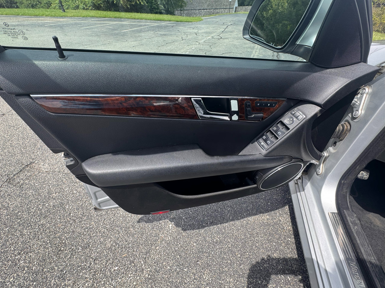 Used 2009 Mercedes-Benz C 300 Sport image 14