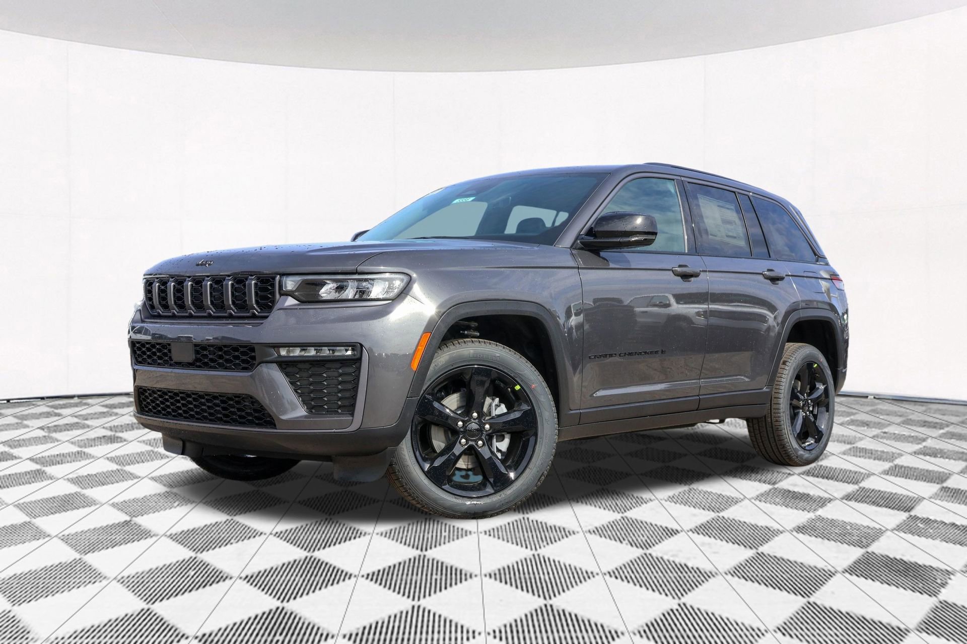 New 2026 Jeep Grand Cherokee Limited image 2
