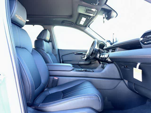 Used 2025 Honda Pilot TrailSport image 23