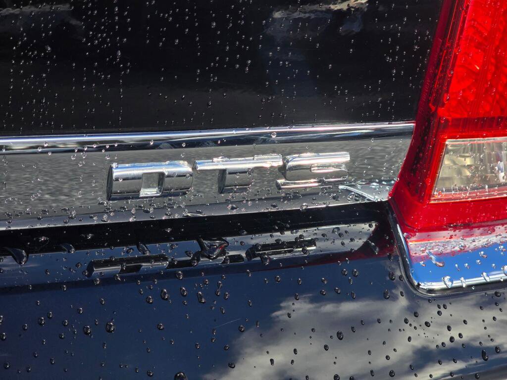 Used 2007 Cadillac DTS Performance image 33