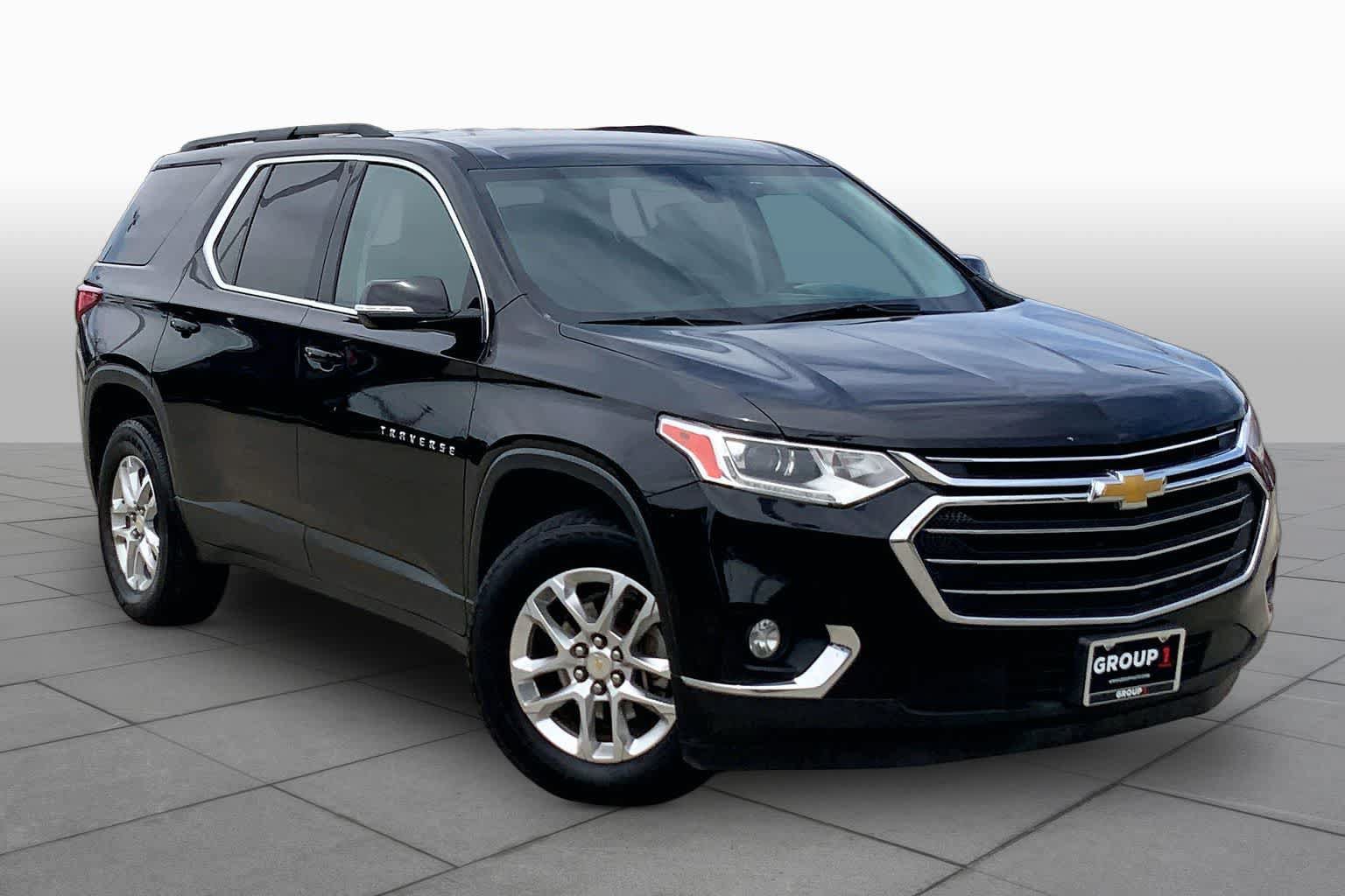 Used 2019 Chevrolet Traverse LT FWD image 3