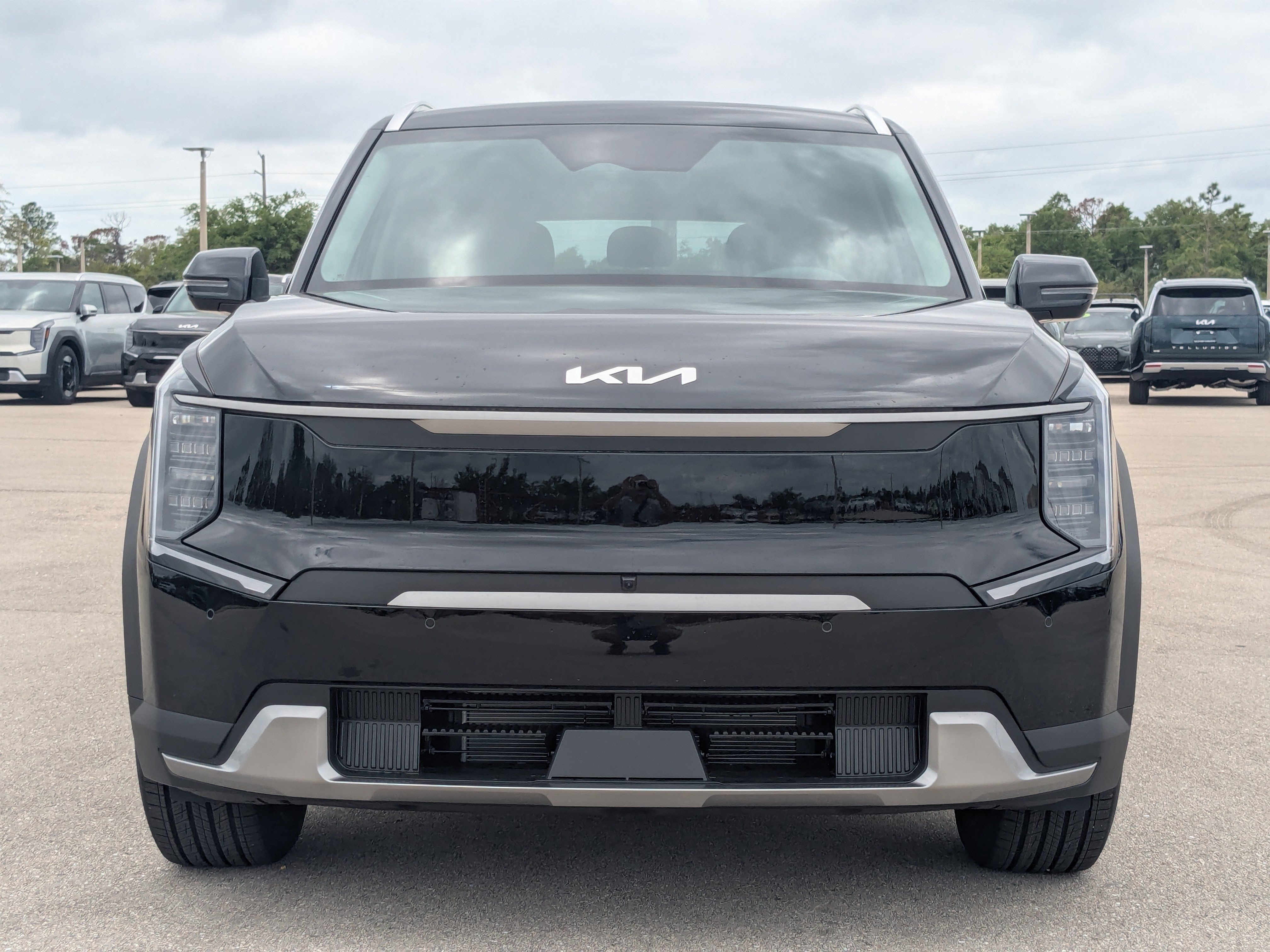 New 2026 Kia EV9 Wind AWD/4WD image 3