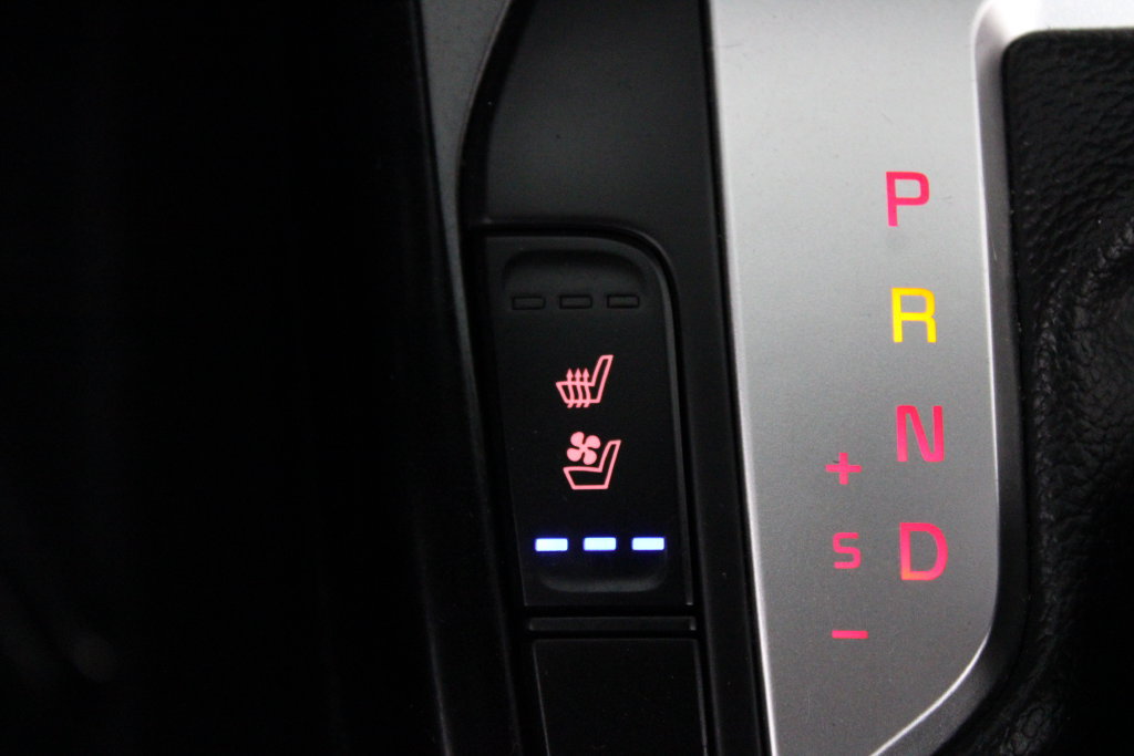 Used 2023 Kia Forte GT-Line w/ GT-Line Premium Package FWD image 24